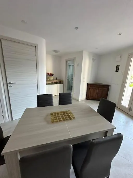 Casa Vacanze Il Glicine Mini Appartamento Altopascio Italy