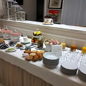  Hotel Paola
